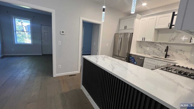 Building Photo - 78 Mozart St