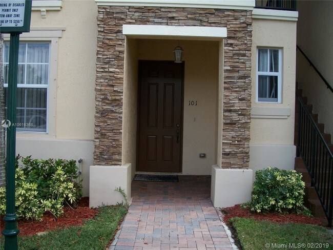 Foto del edificio - 3370 NE 14th Dr