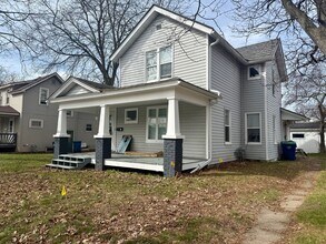 Building Photo - 1222 Prospect Ave
