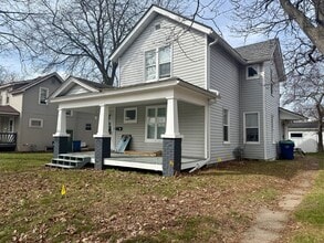 Building Photo - 1222 Prospect Ave