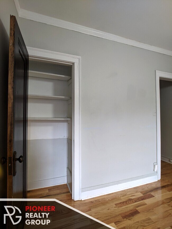 Foto del edificio - 3904 N Janssen Ave