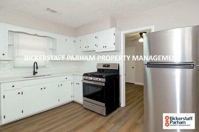 Foto del edificio - Welcome to this charming 3-bedroom, 1-bath...