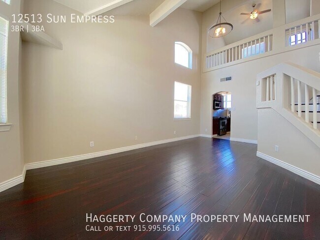 Foto del edificio - East El Paso 3 bed Refrig A/C with Loft an...