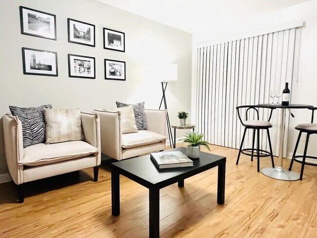Foto del edificio - 1700 SW 16th Ct