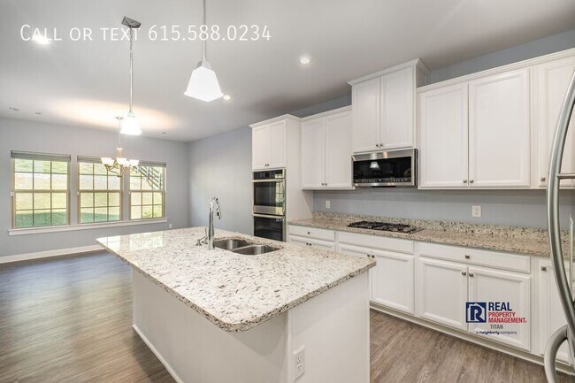 Foto del edificio - 7216 Sky Meadow Dr