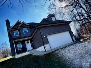 Building Photo - 101 Pine Thicket Rd