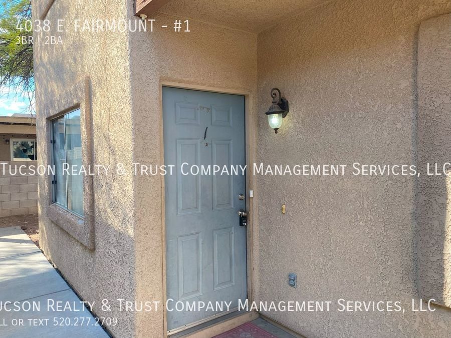 Foto principal - 4038 E. FAIRMOUNT-#1
