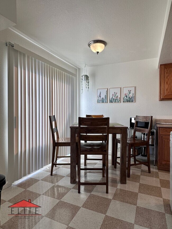 Foto del edificio - 537 W Ward