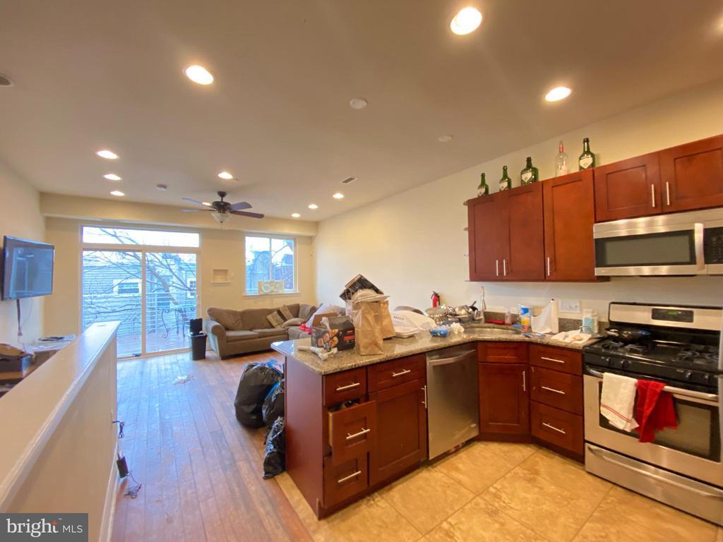 Primary Photo - 2028 N 18th St