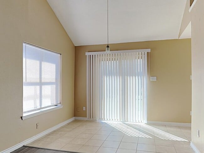 Building Photo - 7804 Rice Dr