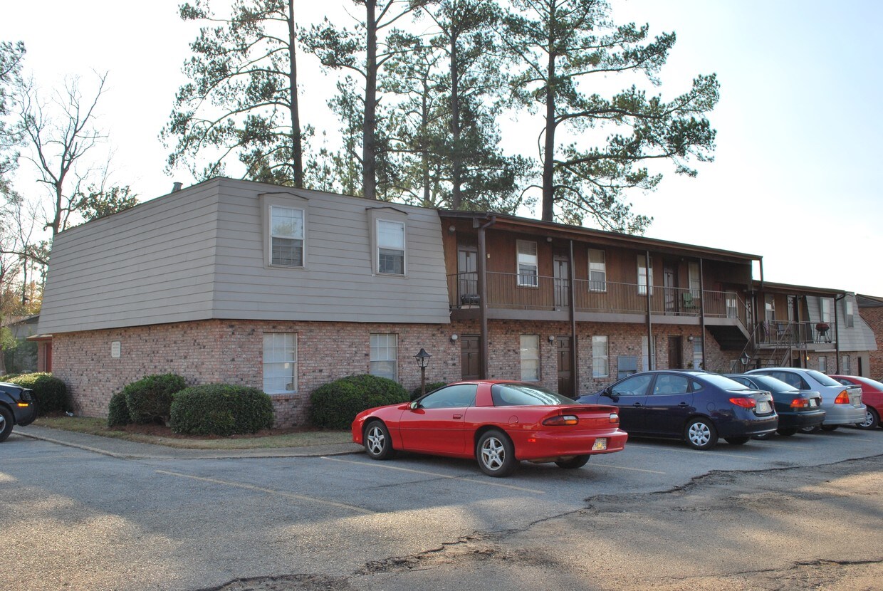 Foto principal - Westchimes Apartments