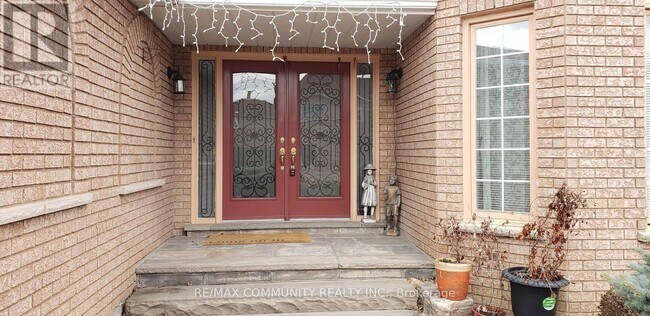 Building Photo - 45 Eyer Dr