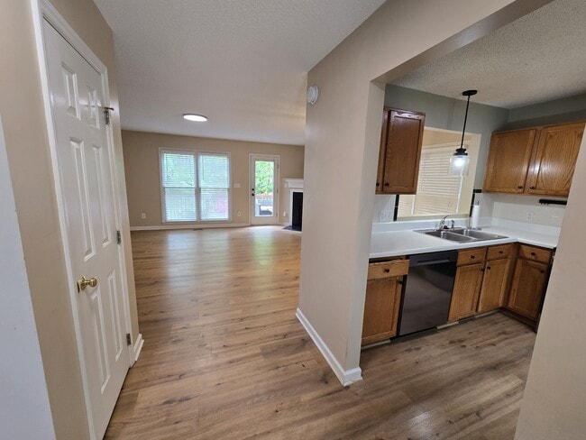 Foto del edificio - 1500 Oakland Hills Way