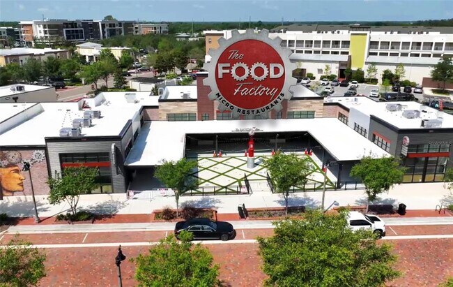 Foto del edificio - 930 City Walk Ln