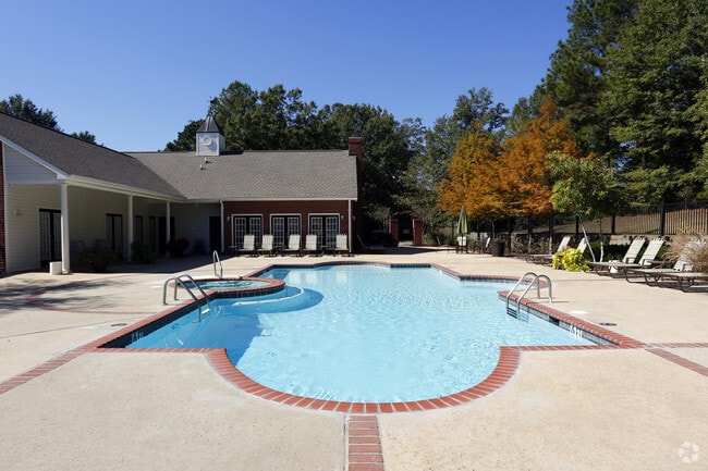 Building Photo - The Reserve at Woodchase