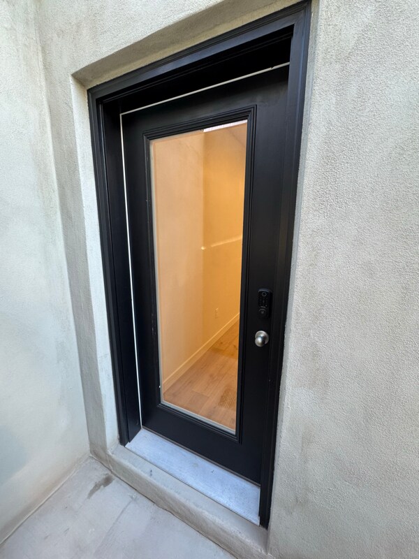 Building Photo - 3082 Lone Pine St