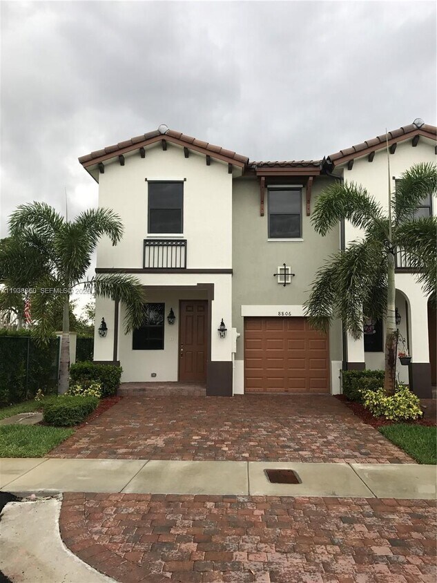 Photo - 8807 Northwest 103rd Avenue, Doral, FL 33178 - 4 BR 2.5 BA townhouse