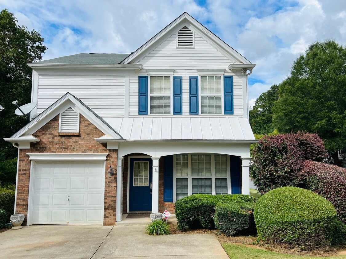 Foto principal - 205 Wellisford Ct