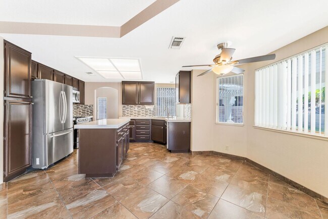 Foto del edificio - Private Backyard Retreat with Spa & Thoughtfully Designed Living Spaces!