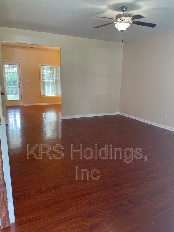 Building Photo - 2831 Bayne Ave
