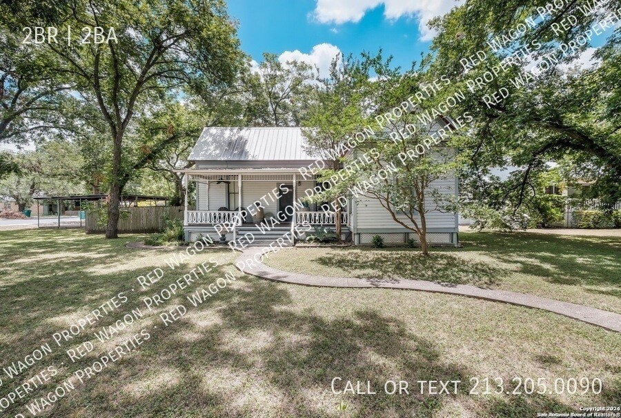 Foto principal - 409 E Theissen St