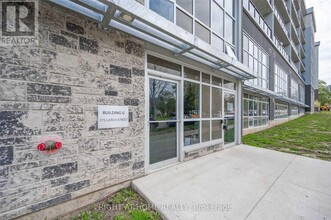 Building Photo - 275 Larch St