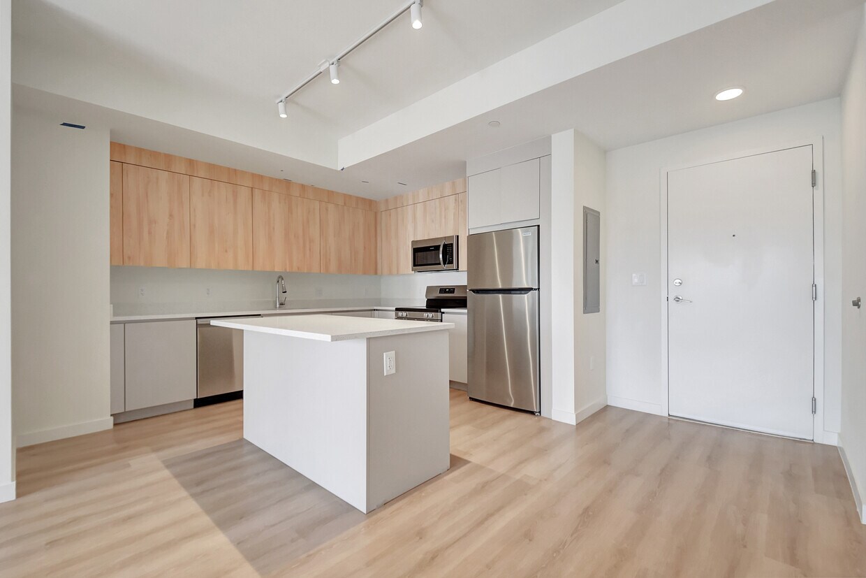 Foto principal - 321 Princeton Dr