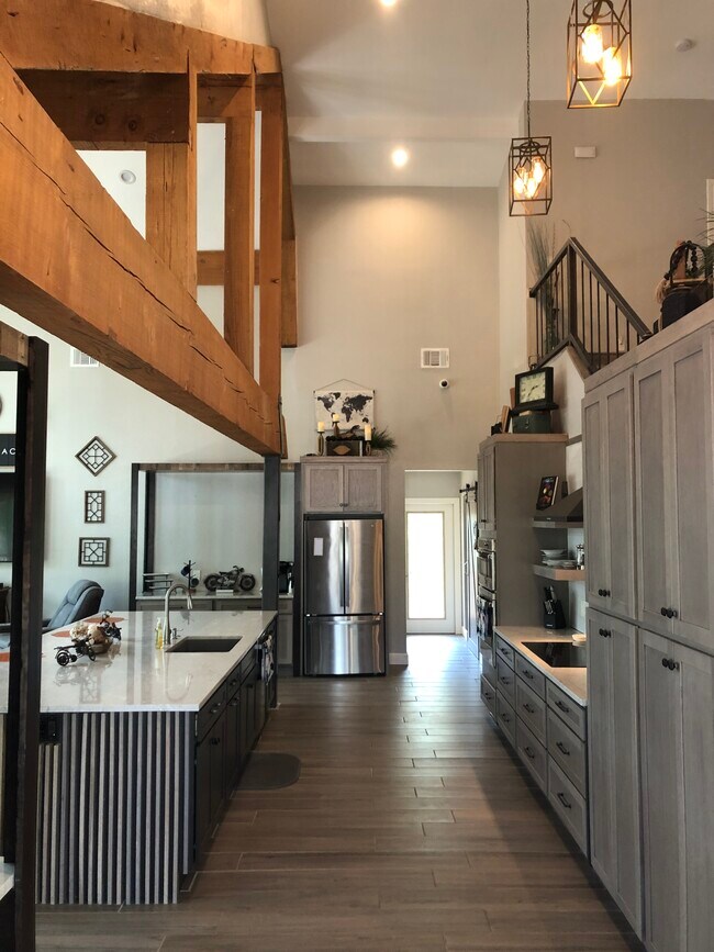 Building Photo - 3345 Tanglewood Trail