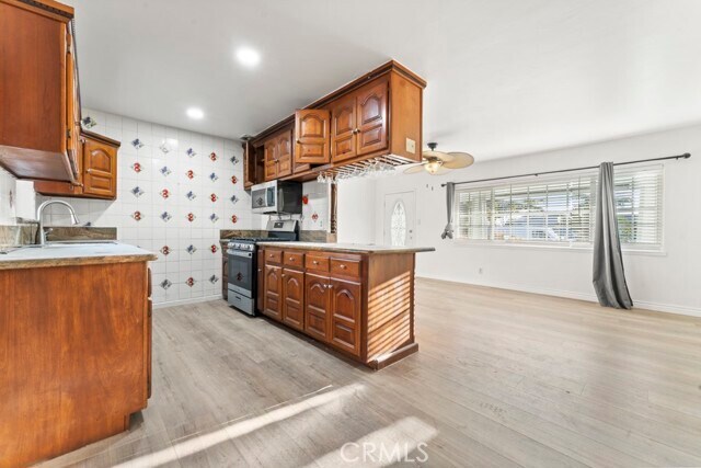 Foto del edificio - 13612 Gaines Cir