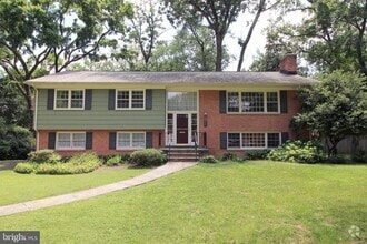 Building Photo - 304 Timber Ln