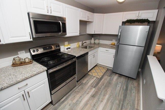 Foto del interior - 5616 Yarrow St