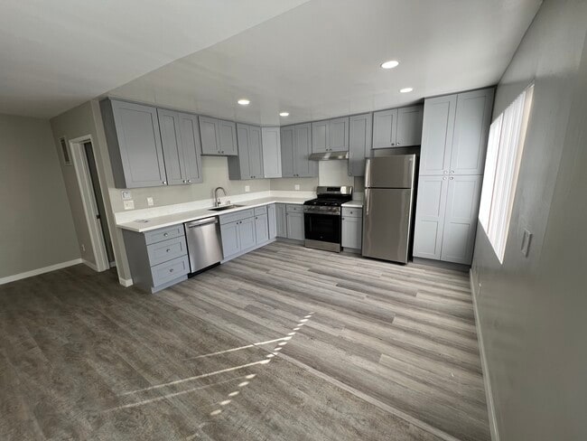 Building Photo - 120 S Belmont St