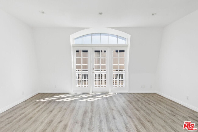 Foto del edificio - 9800 Vidor Dr