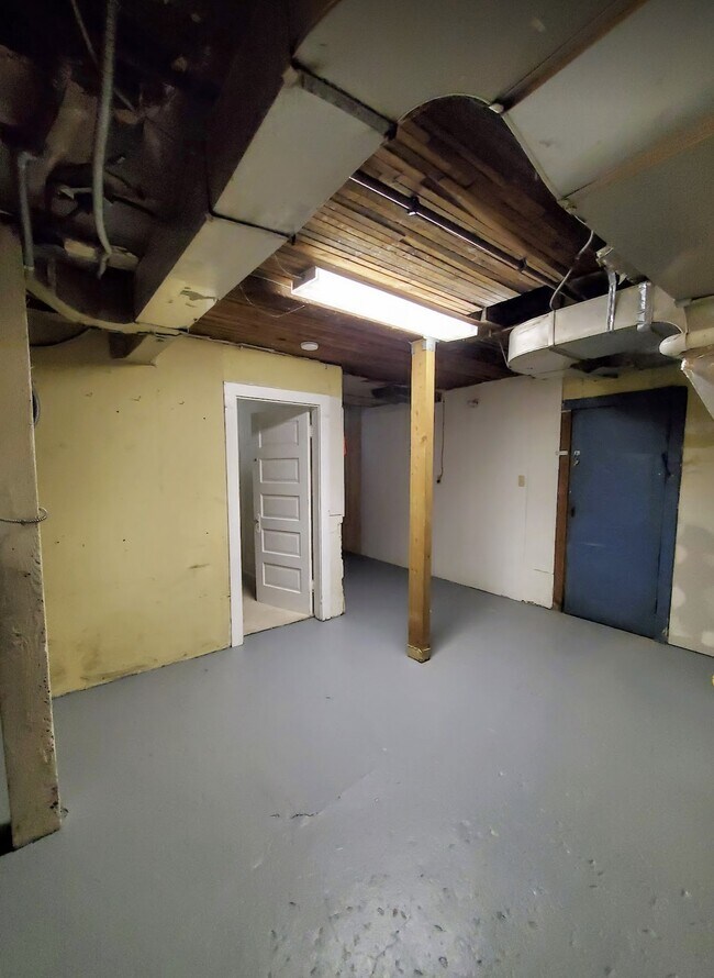 Foto del edificio - 4039 Whitman Avenue North