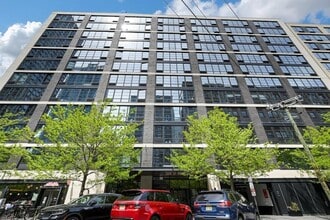 Building Photo - 160 1st St