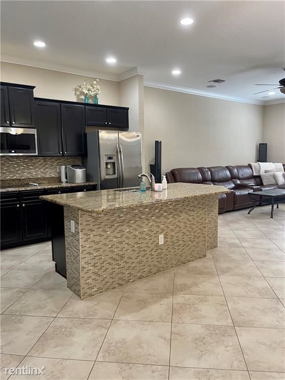 Foto del edificio - 4 br, 3 bath House - 3641 NW 87th Ave