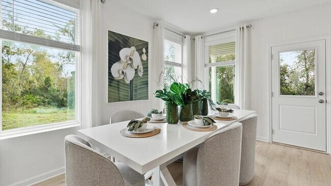 Foto del edificio - 5075 Loggia Ln