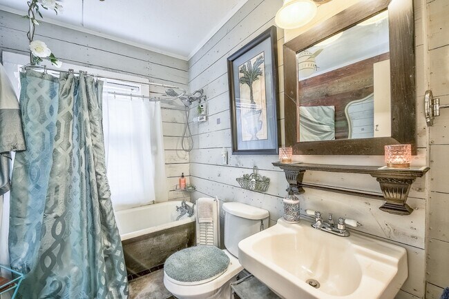 Foto del edificio - 316 Harbin Ave