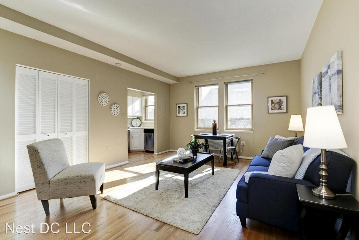 Primary Photo - 1811 Vernon St NW