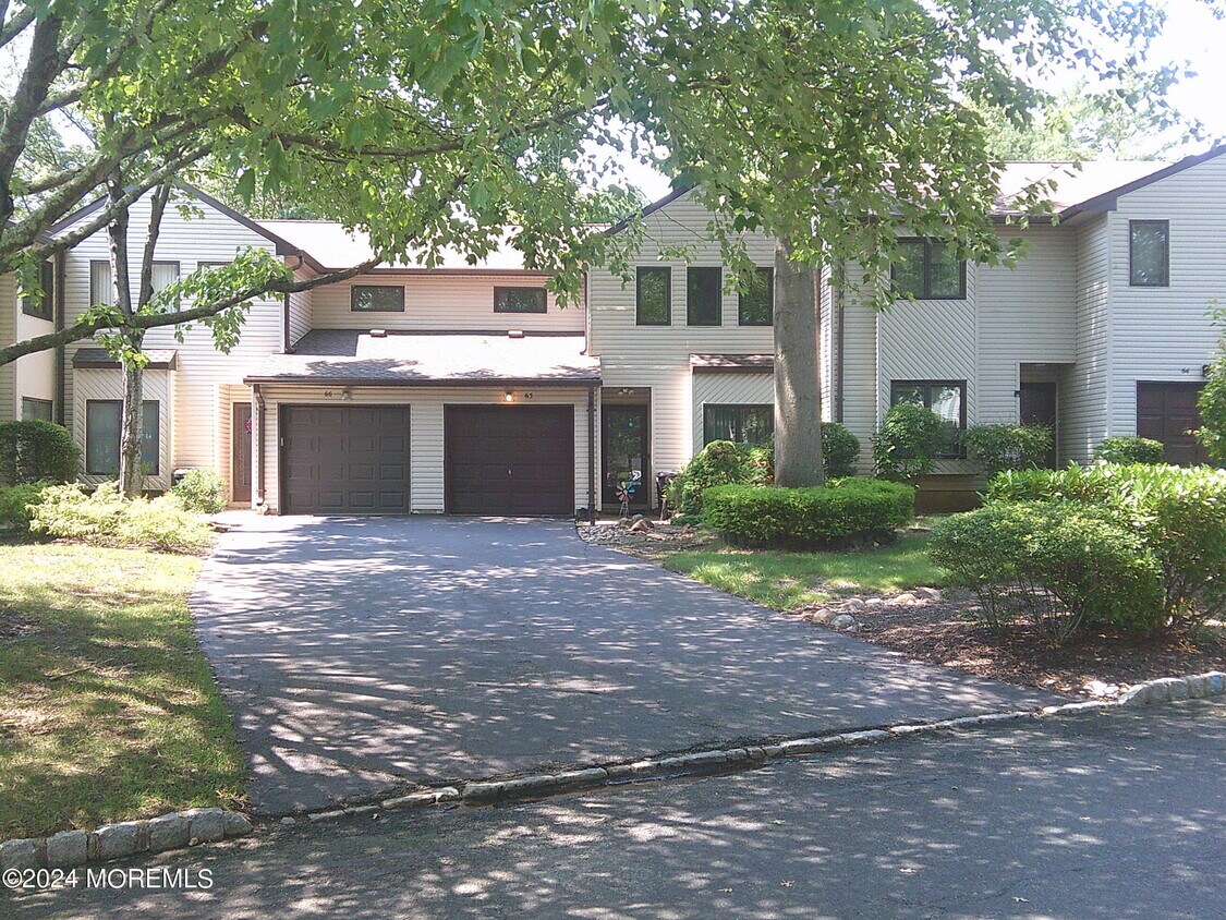 Primary Photo - 65 Orange Dr