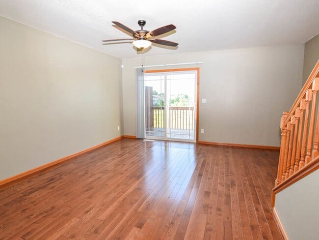 Building Photo - College Community Townhouse - Finished Bas...
