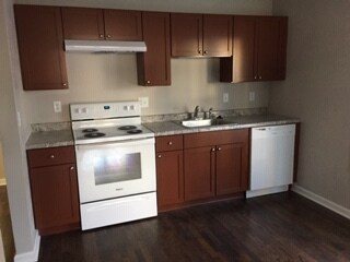 Primary Photo - 421 N Spring St