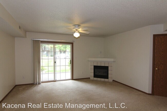 Building Photo - 1047 Westside Dr
