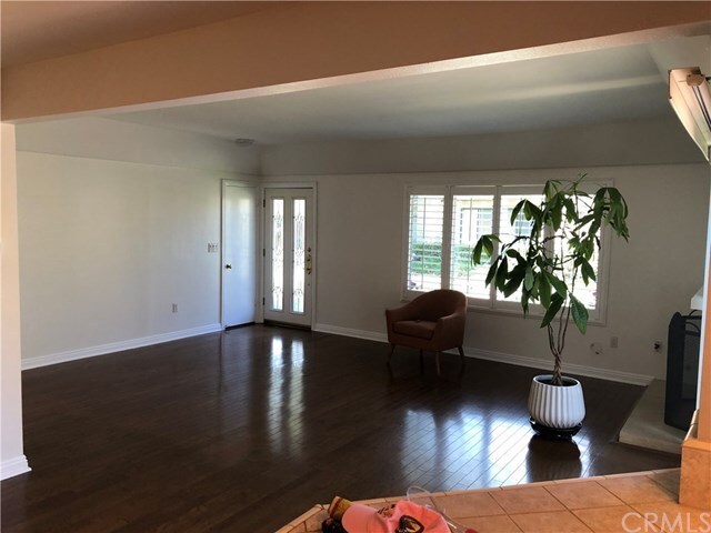 Building Photo - 3705 S Ocean Crest