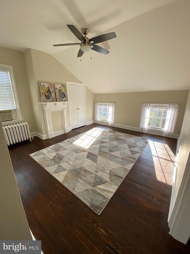 219 N St Asaph St Unit 5, Alexandria, VA 22314 Apartment for Rent in Alexandria, VA