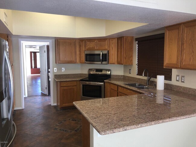 Foto del edificio - 7539 W Sequoia Dr