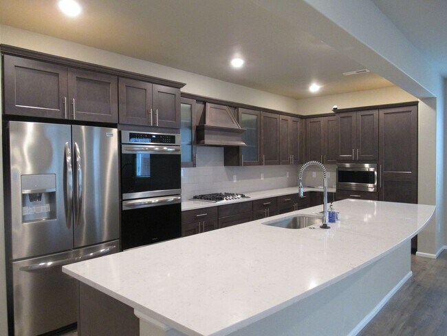 Foto del edificio - Light and bright 4 bedroom, 2.5 bath home in Covington's Maple Hills community