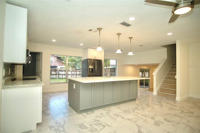 Foto del edificio - 23817 Lake Walk Ct