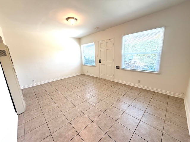 Photo - 1850 Henderson Ave Apartment