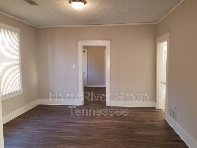 Building Photo - 836 N McNeil St